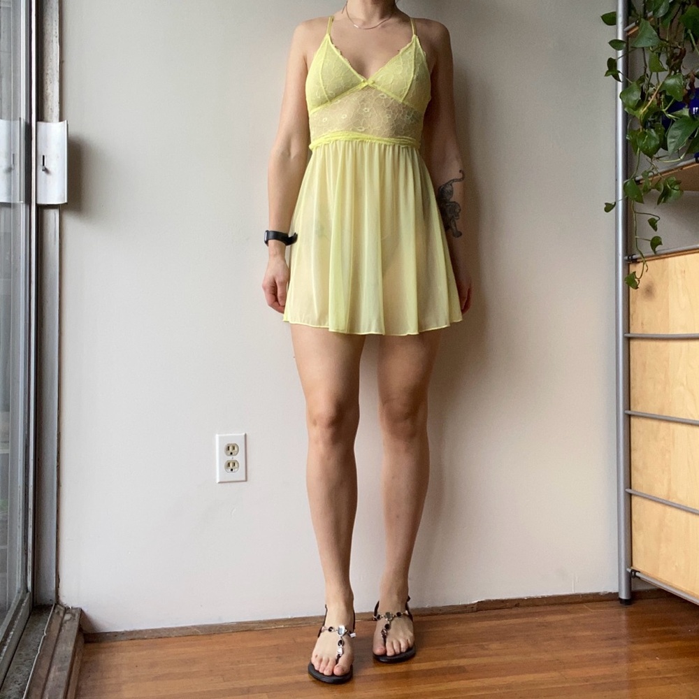 La vie en rose yellow lace slip mini dress